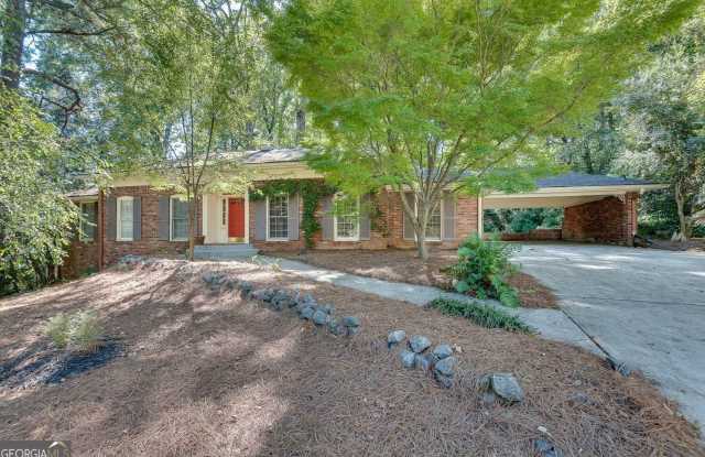4690 Huntley Drive Gallery 1