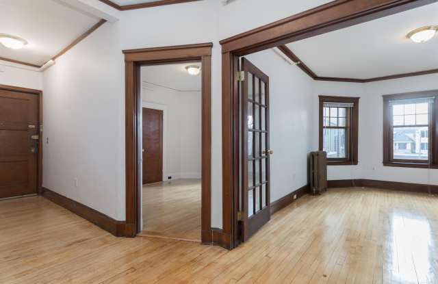 3 Linnaean St., 24 Gallery 3