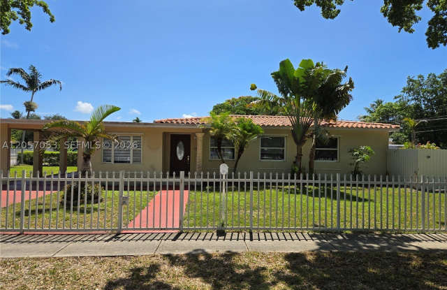 12975 NW 16th Ave photos photos