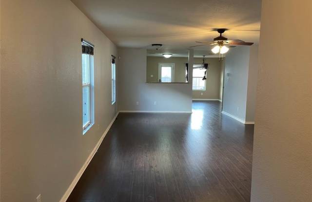 1315 Lamar Lane Gallery 4