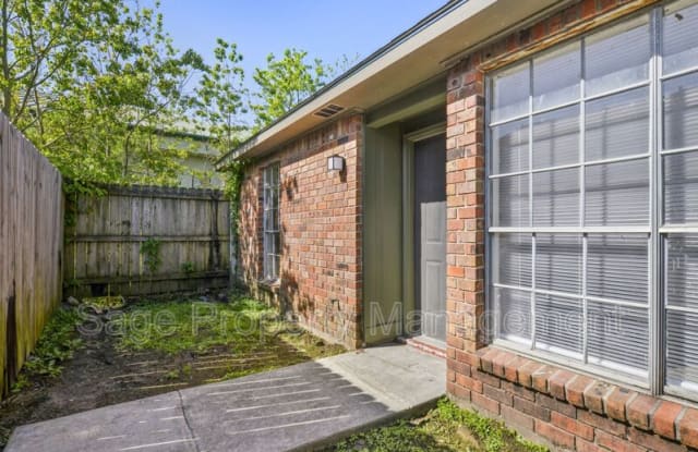 10612 Stanley Aubin Ln - 10612 Stanley Aubin Lane, East Baton Rouge County, LA 70816