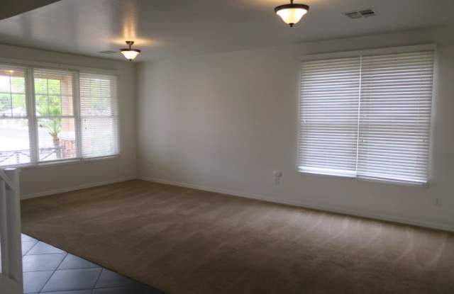 4105 W Lydia Ln Gallery 3