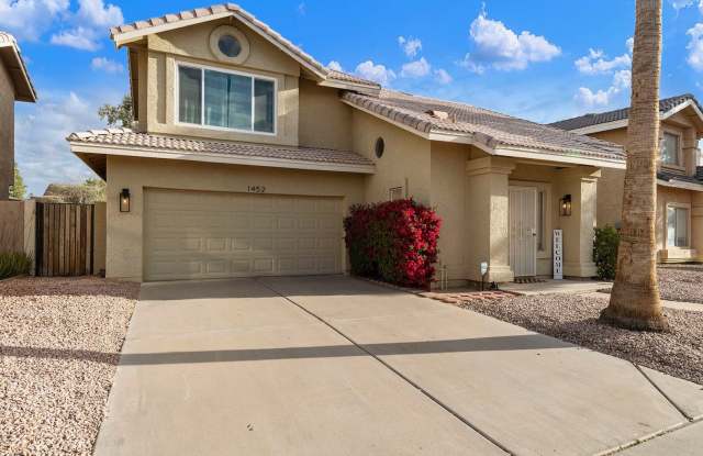 Charming 3BR House in Chandler, excellent neighborhood! (Un-furnished and Furnished options available!) - 1452 East Gail Drive, Chandler, AZ 85225 Charming 3BR House in Chandler, excellent neighborhood! (Un-furnished and Furnished options available!) - 1452 East Gail Drive, Chandler, AZ 85225