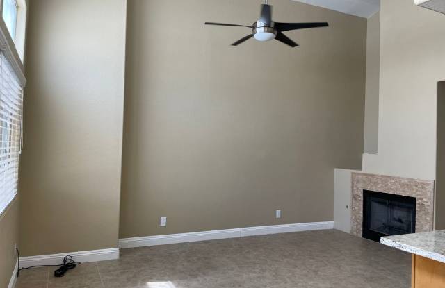 1 story home, 4brs, 2bath, 2cg Gallery 4