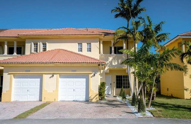 13235 SW 143rd Ter photos photos