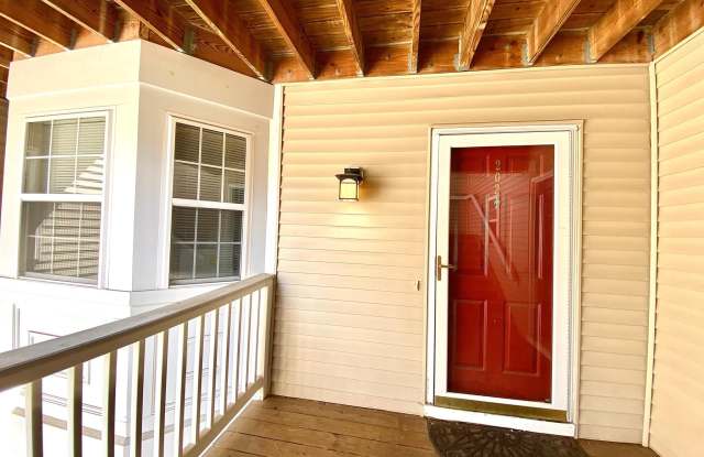 5827 WYNDHAM CIRCLE Gallery 3