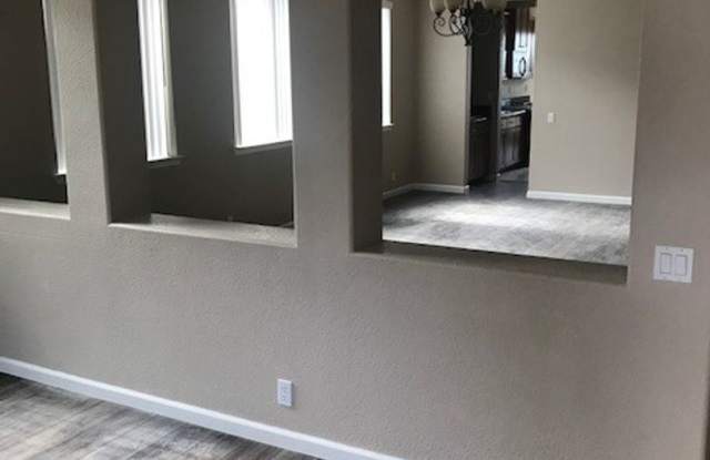 4027 Toulon Court Gallery 4
