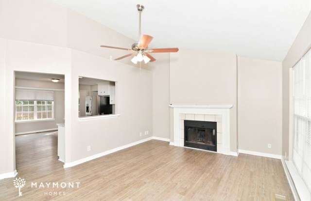 4041 New Grange Circle Gallery 4
