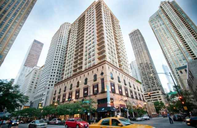 737 N Wabash Gallery 4