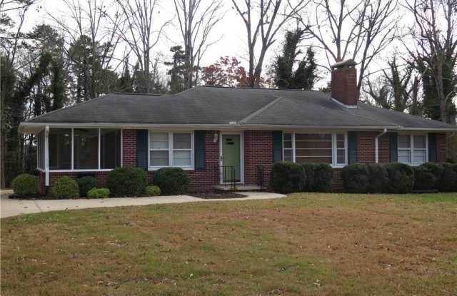 353 Mountain View Drive - 353 Mountain View Drive Northwest, Gainesville, GA 30501