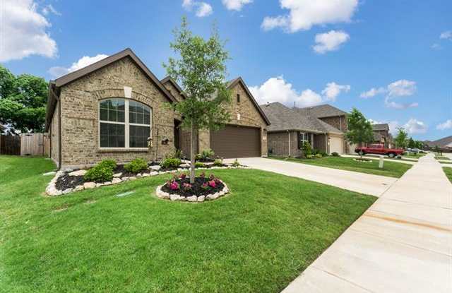 405 Bird Creek Drive Gallery 3