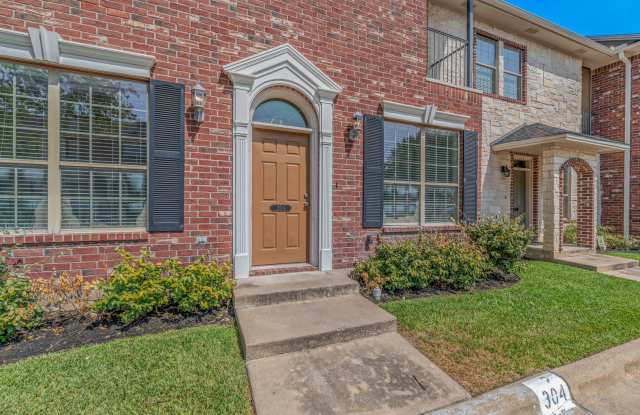 OCTOBER SUBLEASE Great 4 Bedroom 4 Bathroom Townhome at Gateway Villas Gallery 4