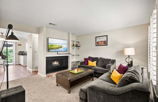 3570 Northwood Dr Unit B photos photos