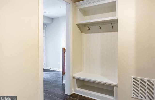 43375 WHITEHEAD Terrace Gallery 3