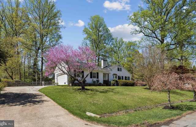 6600 BOXFORD WAY photos photos