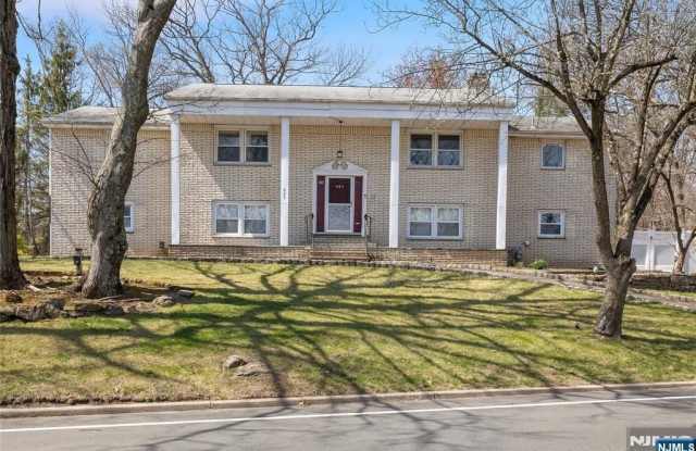 682 Floyd Street photos photos