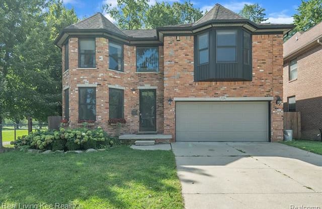 728 Detroit Avenue - 728 Detroit Avenue, Royal Oak, MI 48073