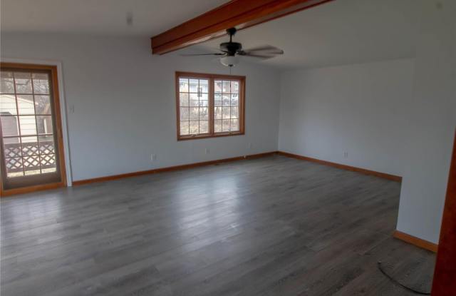 3543 Dix Avenue Gallery 2