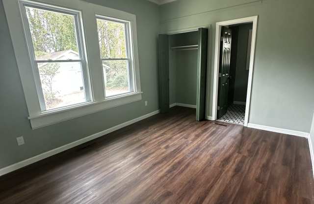 1310 Gregory Street photos photos