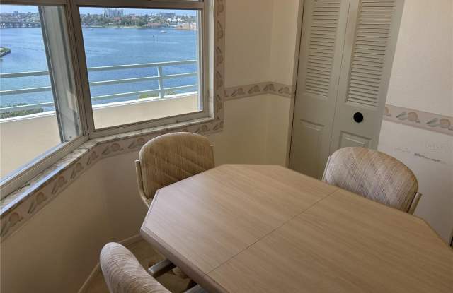 7922 SAILBOAT KEY Boulevard S Gallery 4