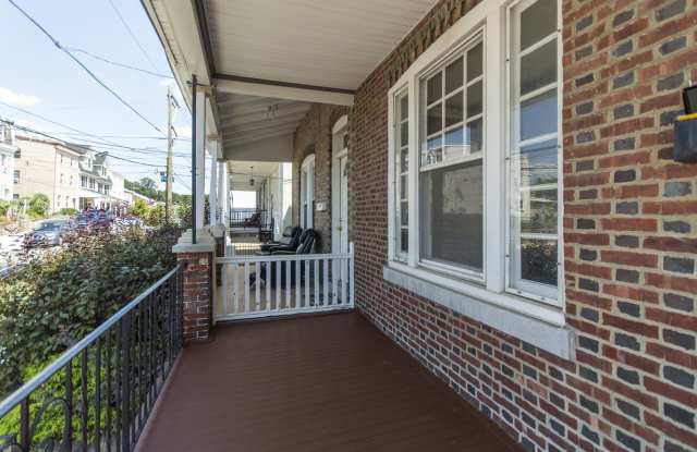 277 Hermitage Street Gallery 4