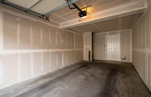 1070 W Rustic Lodge Dr photos photos