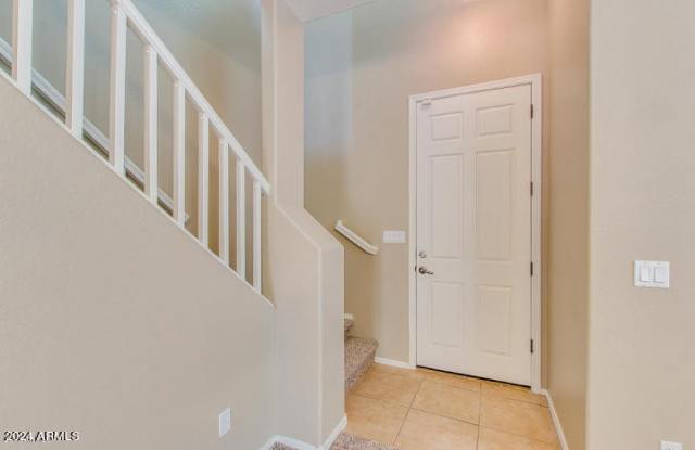 3651 E WARBLER Road Gallery 3