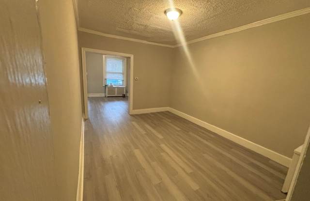 Spacious 3-Bedroom Home with Front Porch | North Philadelphia MOVE IN SPECIAL Gallery 3