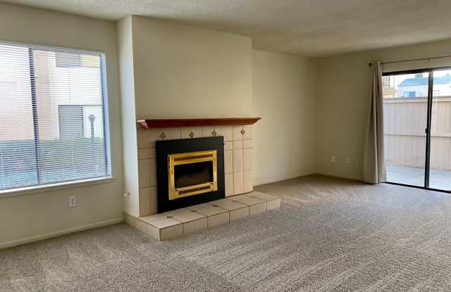 2434 N Main St #C photos photos