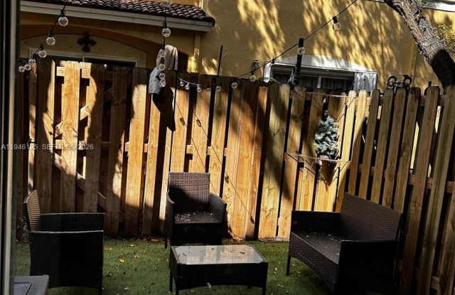 10775 NW 83rd Ter photos photos