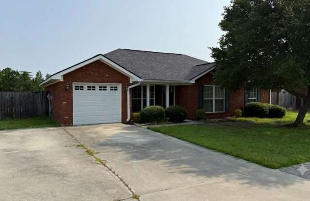 Beautiful 3-bed/2-bath home in Griffin Park community Gallery 3
