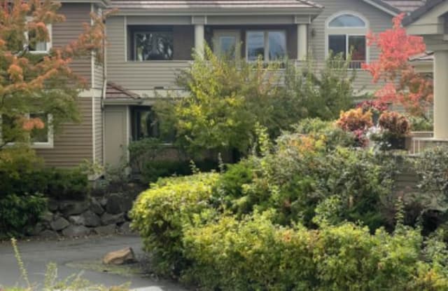 639 N Riverpoint Blvd G - 639 North Riverpoint Boulevard, Spokane, WA 99202