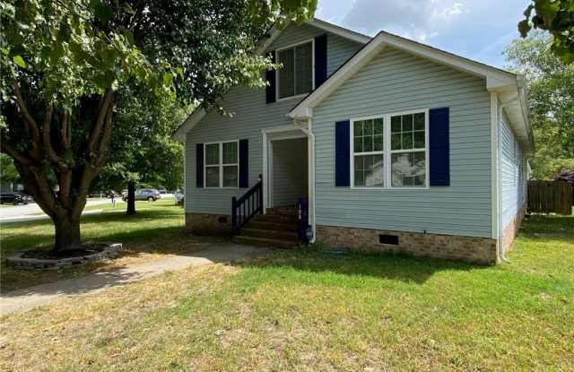 108 Poplar Grove Cres photos photos