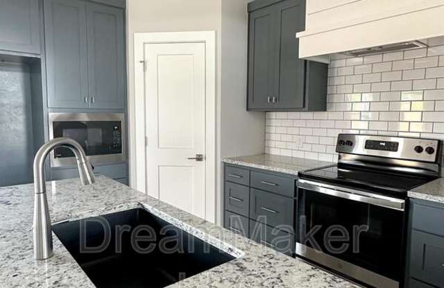 5329 Red Maple Ave Gallery 2