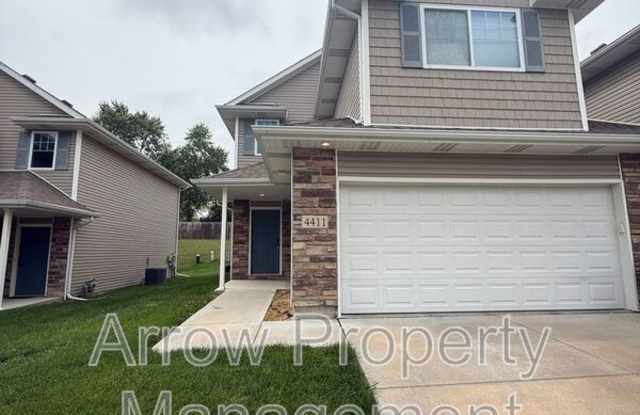 4411 N 18 - 4411 North 18th Street, Lincoln, NE 68521