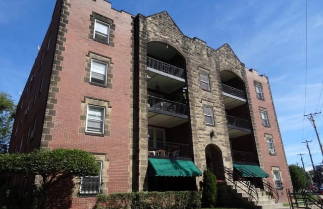 Brett - 5715 Ellsworth Ave, Pittsburgh, PA 15232