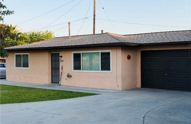 5250 La Madera Avenue photos photos