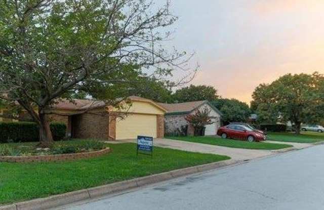 5733 Springtide - 5733 Springtide Drive, Fort Worth, TX 76135