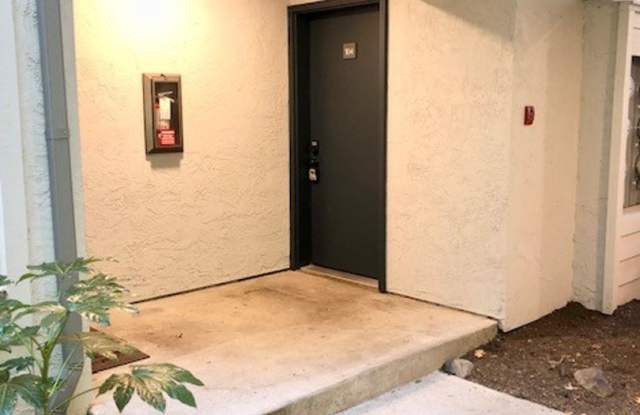 2Bd/2Ba Kenmore Condo photos photos