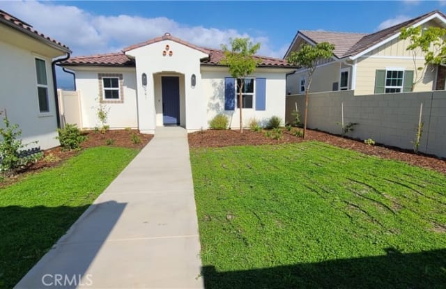 941 W Gladstone - 941 West Gladstone Street, Glendora, CA 91740
