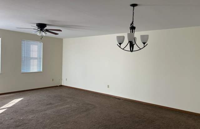 Coming Soon! 3 bed 3 bath in Mehlville School District - 4301 Sunridge Drive, Mehlville, MO 63125 Coming Soon! 3 bed 3 bath in Mehlville School District - 4301 Sunridge Drive, Mehlville, MO 63125