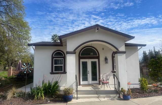 Newly Build Custom Cottage near Arden Park photos photos