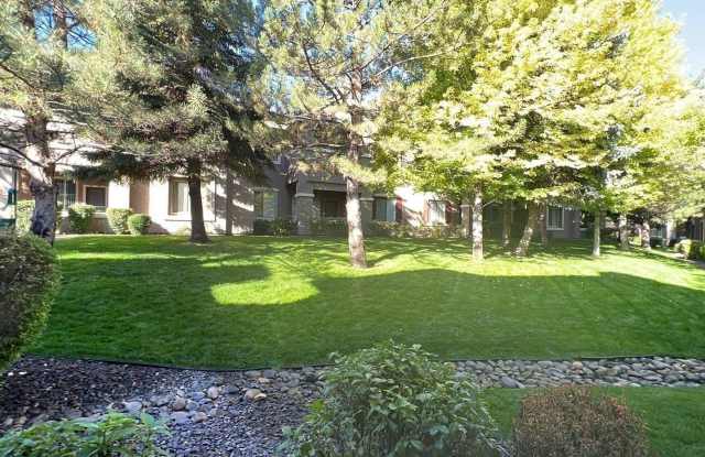 900 South Meadows Parkway lot: 5512 Gallery 3