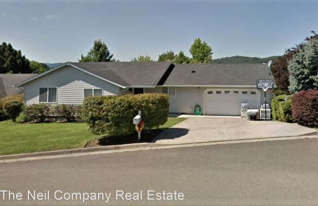 418 Rolling Hills Rd - 418 Rolling Hills Road, Green, OR 97471