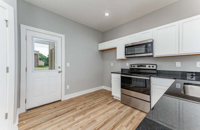 417 Southeast 14th Court - A Gallery 4