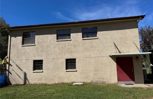 18121 GERACI ROAD - 18121 Geraci Road, Lutz, FL 33548