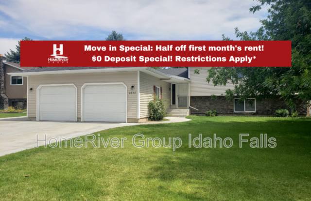 2835 Balboa Dr photos photos