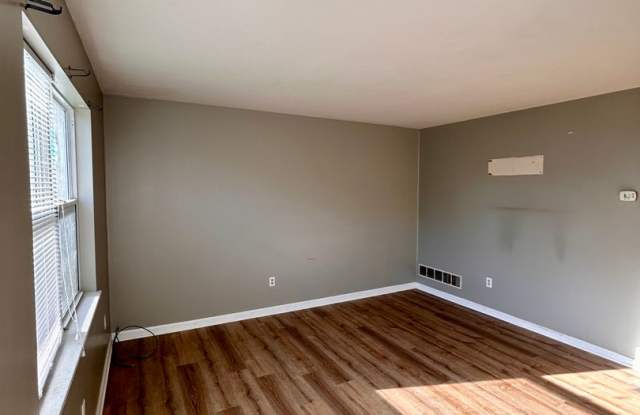 3 Bed 2 bath Townhouse In Manchester York Gallery 3