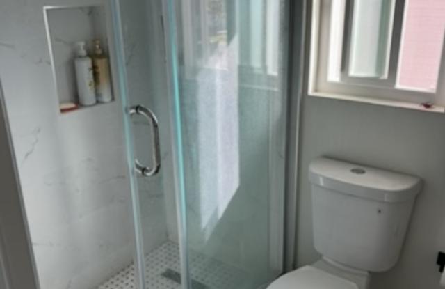 1120 Nicklett Ave photos photos