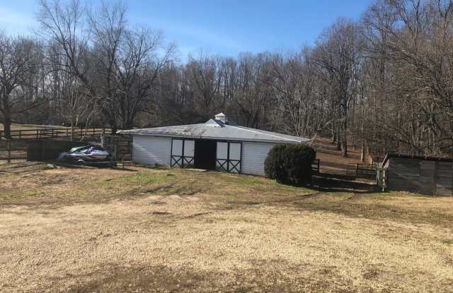 10205 CROOM ROAD Gallery 2